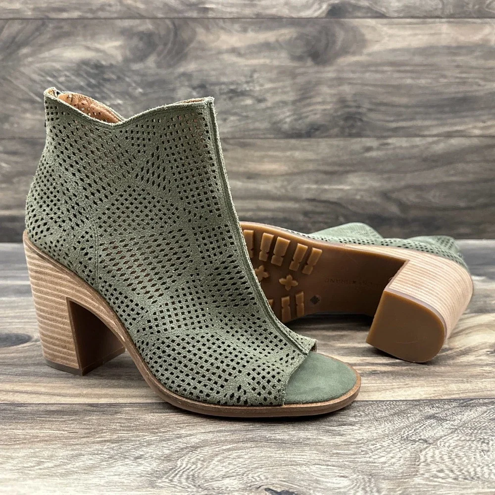 NIB Lucky Brand Vacob 9M Open Toe Perforated Block Heel Ankle Bootie Olive Suede - Picture 7 of 13